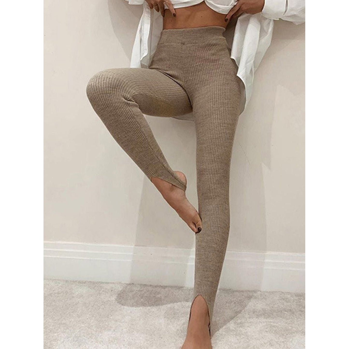 Mia Women's Mid-Waist Ribbed Leggings for Stylish Comfort