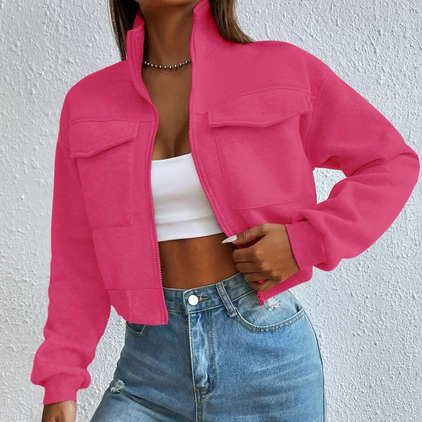 Chic Women's Zip-Up Crop Top Winnie for Stylish Activewear and Casual Fashion