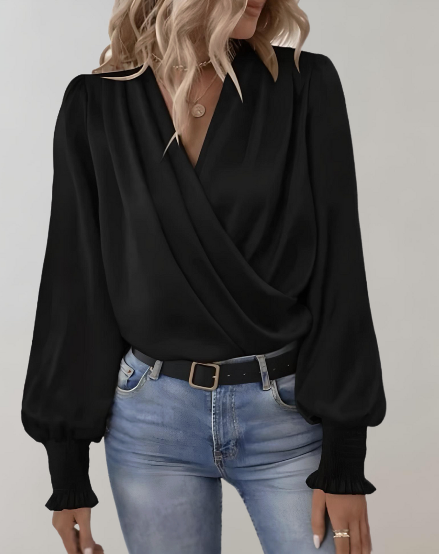 Alina - Chic Long Sleeve V-Neck Women's Top for Effortless Style