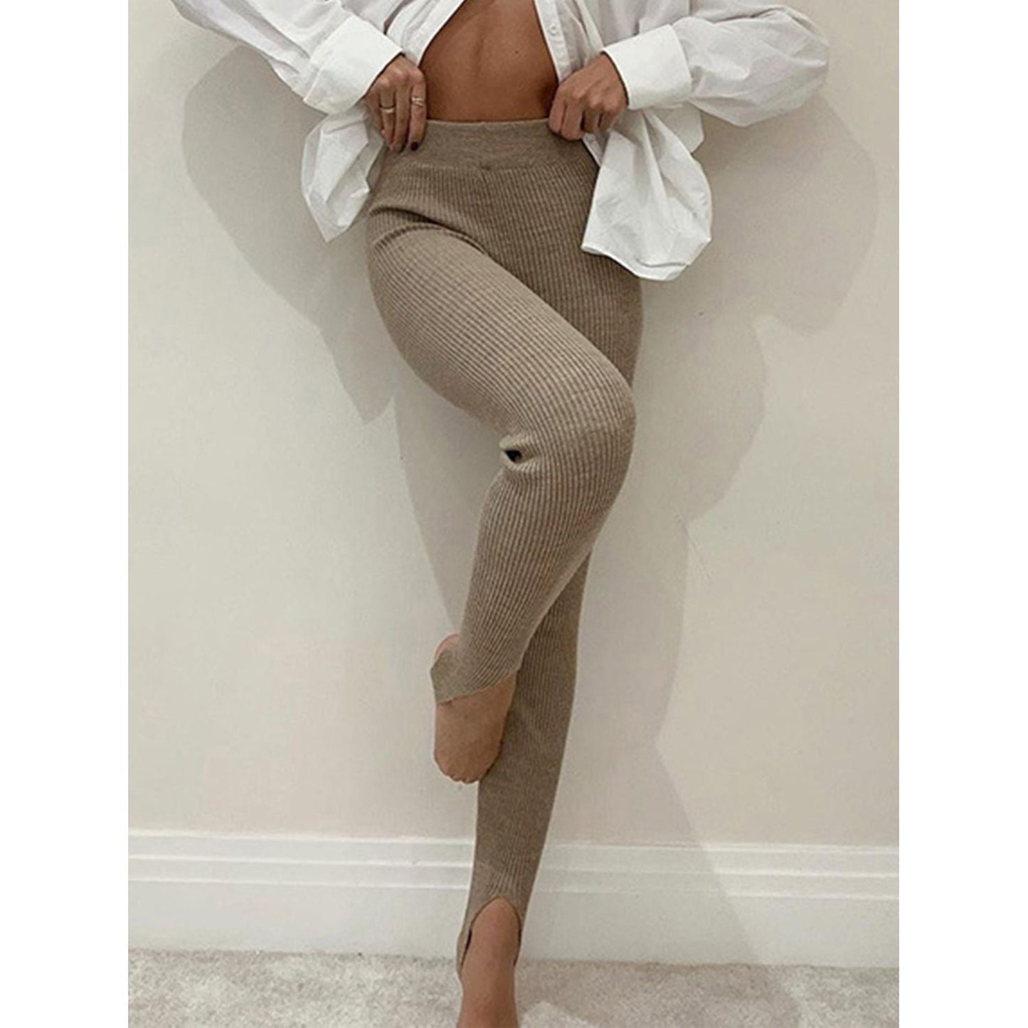 Mia Women's Mid-Waist Ribbed Leggings for Stylish Comfort