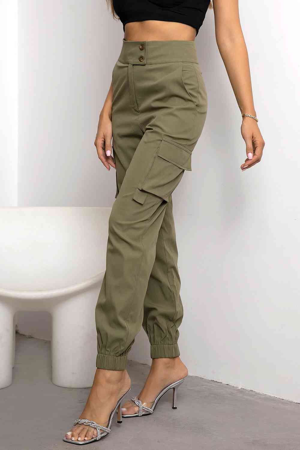 Stylish and Functional Natasha Women's High-Waisted Cargo Pants for Modern Women