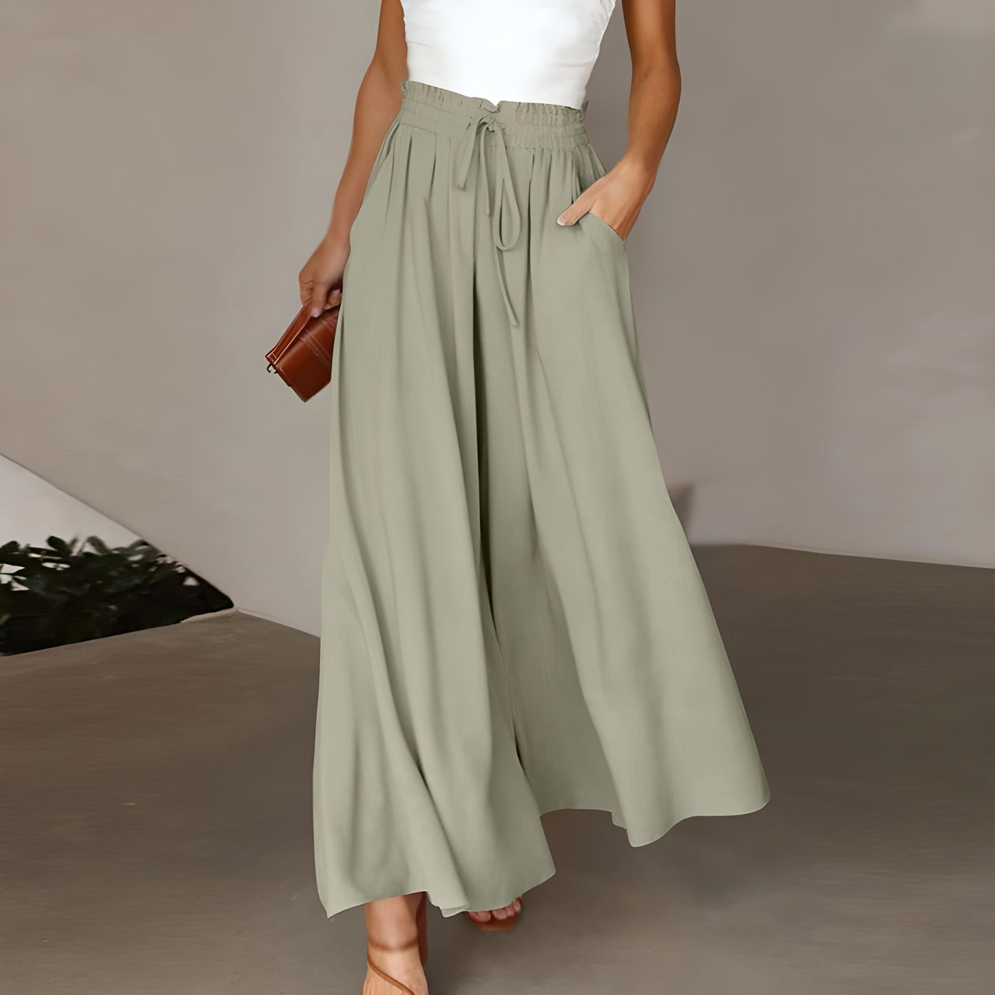 Chic and Comfortable Women's Trousers for Effortless Style