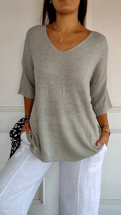 Trendy Loose V-Neck Top for Women with Elegant Casual Style