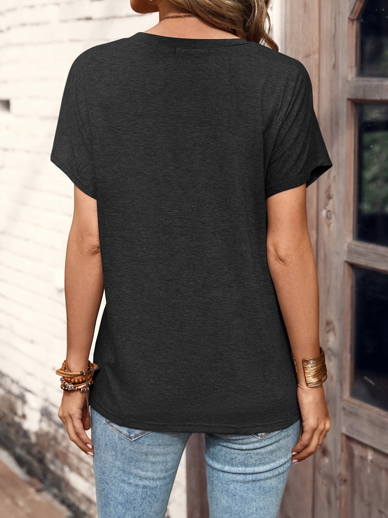 Elissa Women's Blouse: Stylish and Versatile Design for Elegant Looks