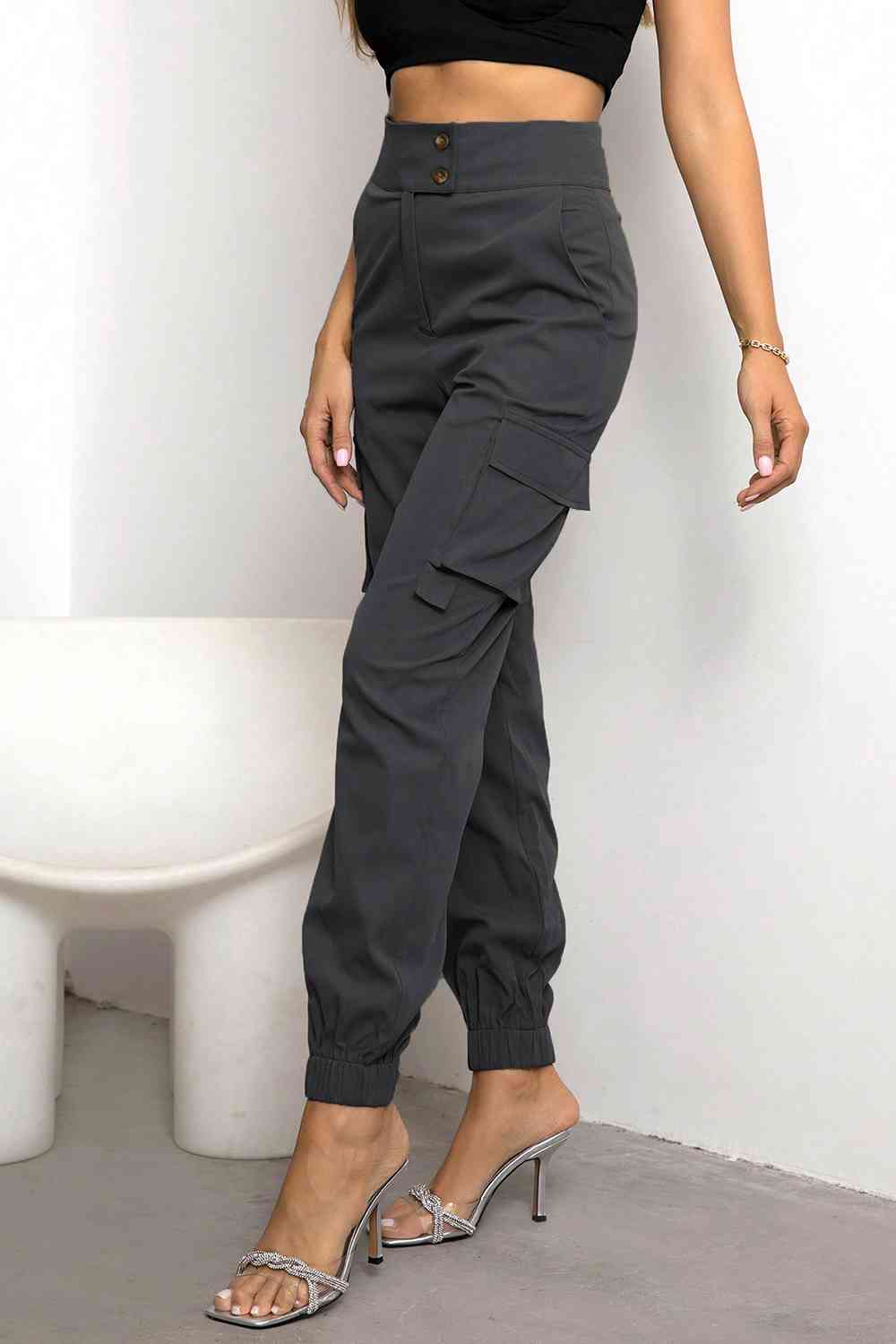 Stylish and Functional Natasha Women's High-Waisted Cargo Pants for Modern Women