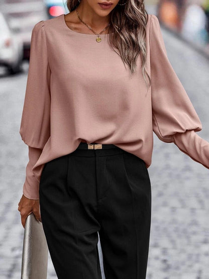 Chic and Versatile Long-Sleeve Women's Blouse for Elegant Everyday Style